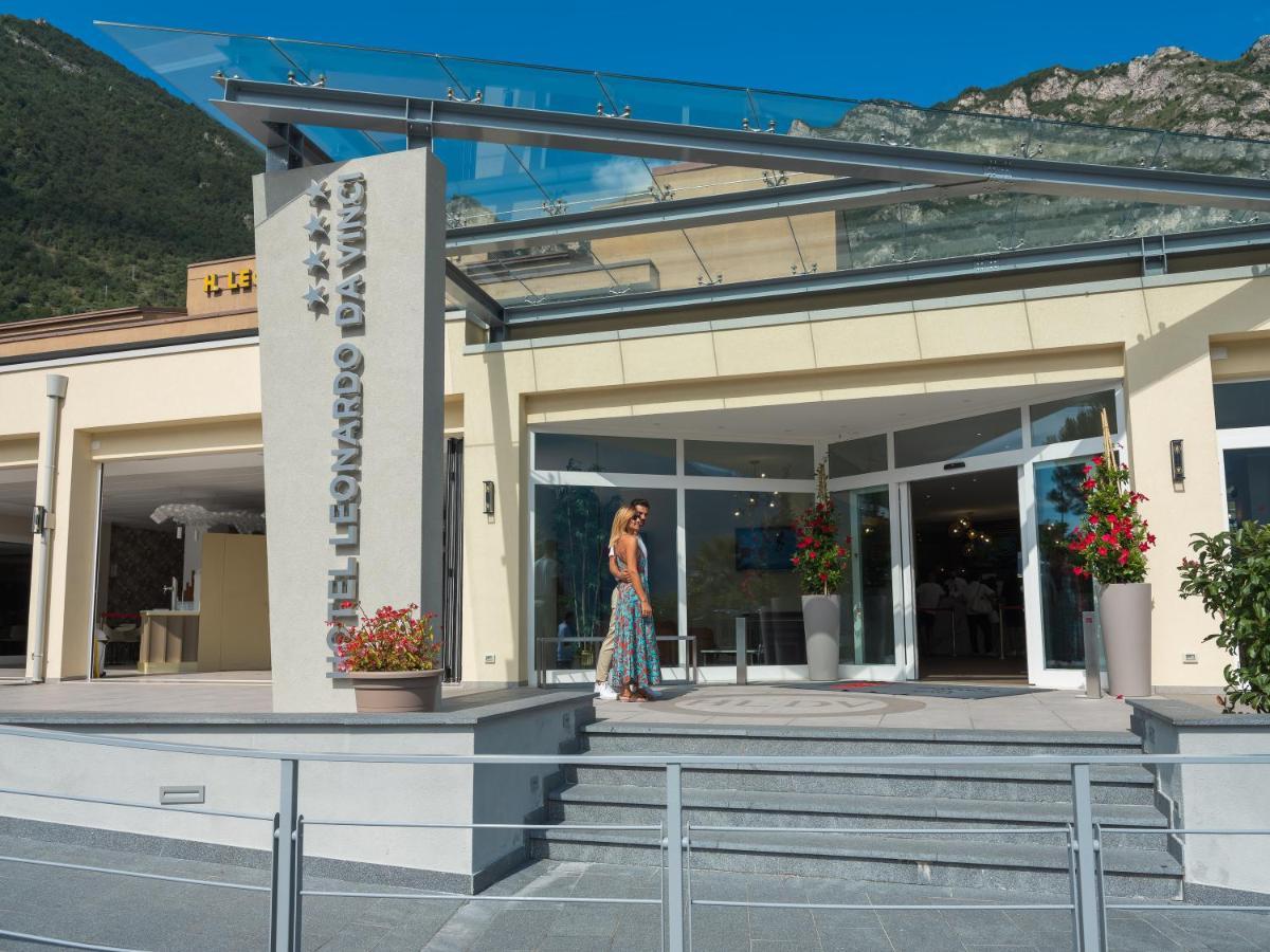 Hotel Leonardo Da Vinci Limone sul Garda Bagian luar foto