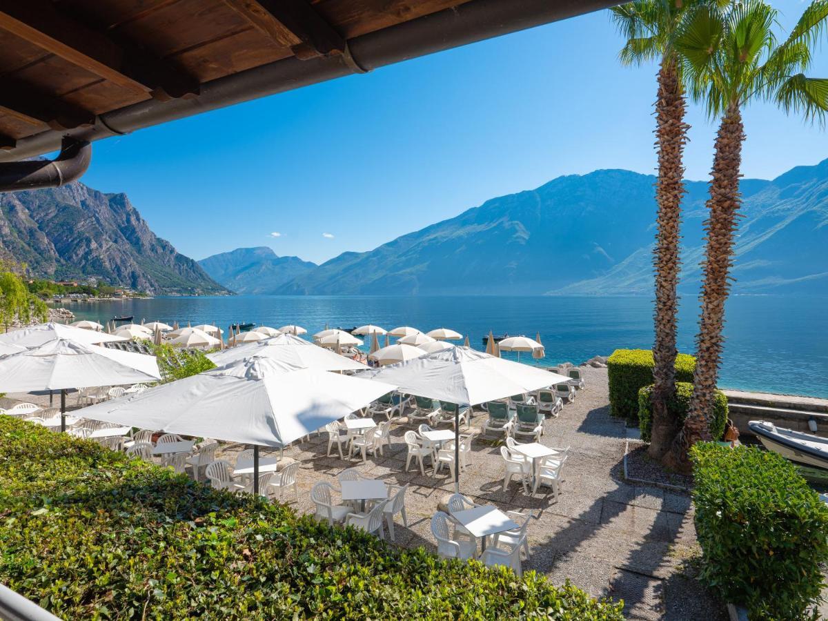 Hotel Leonardo Da Vinci Limone sul Garda Bagian luar foto