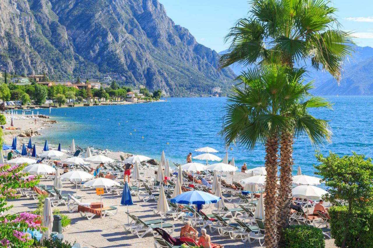 Hotel Leonardo Da Vinci Limone sul Garda Bagian luar foto